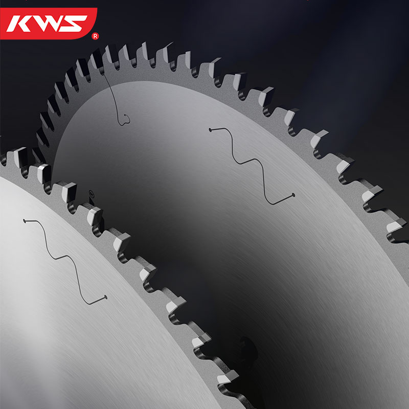 Технический обзор KWS | Как выбрать между пилами TCT и PCD?